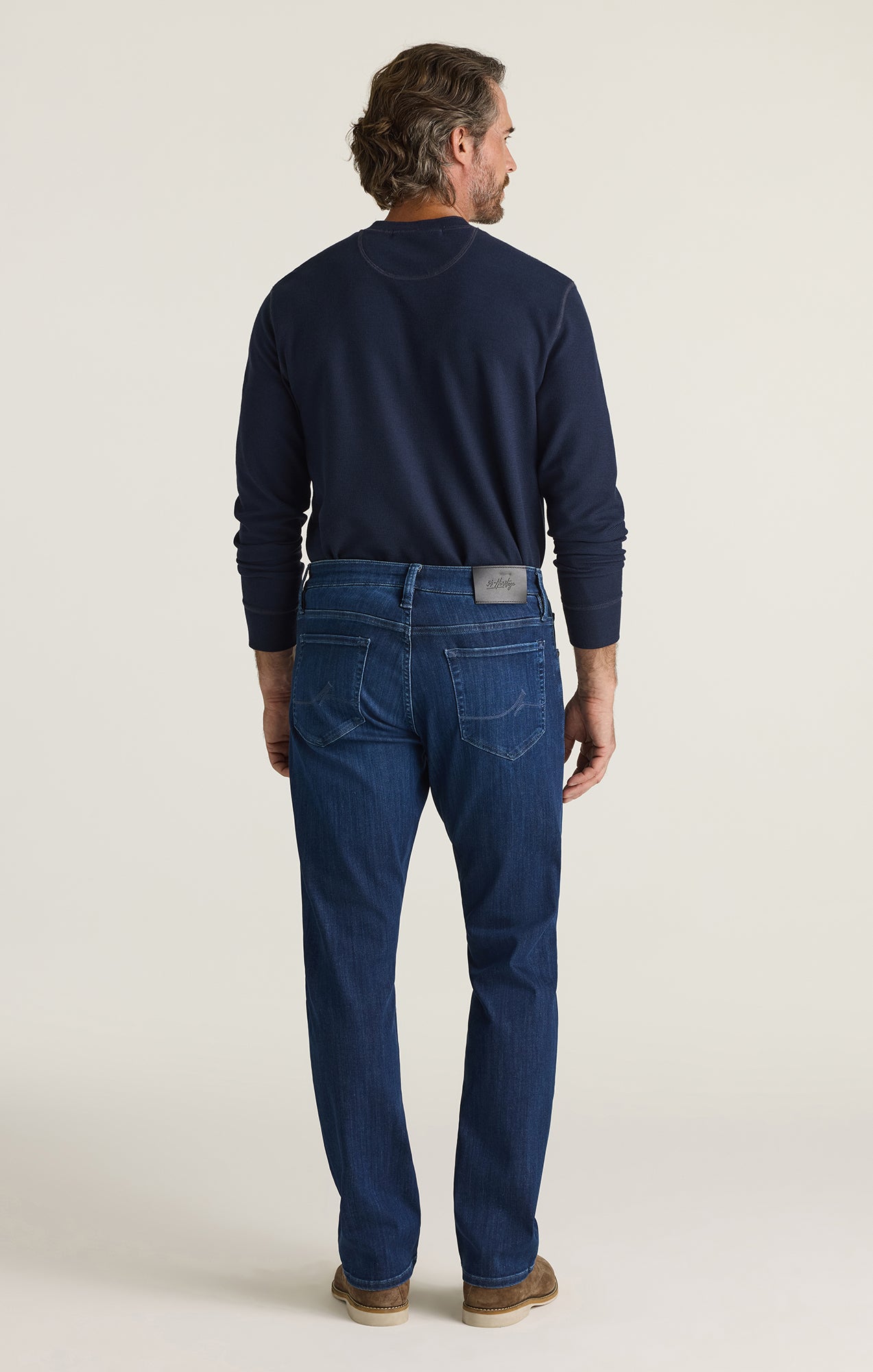 Camino Relaxed Straight Jeans in Dark Brushed Urban