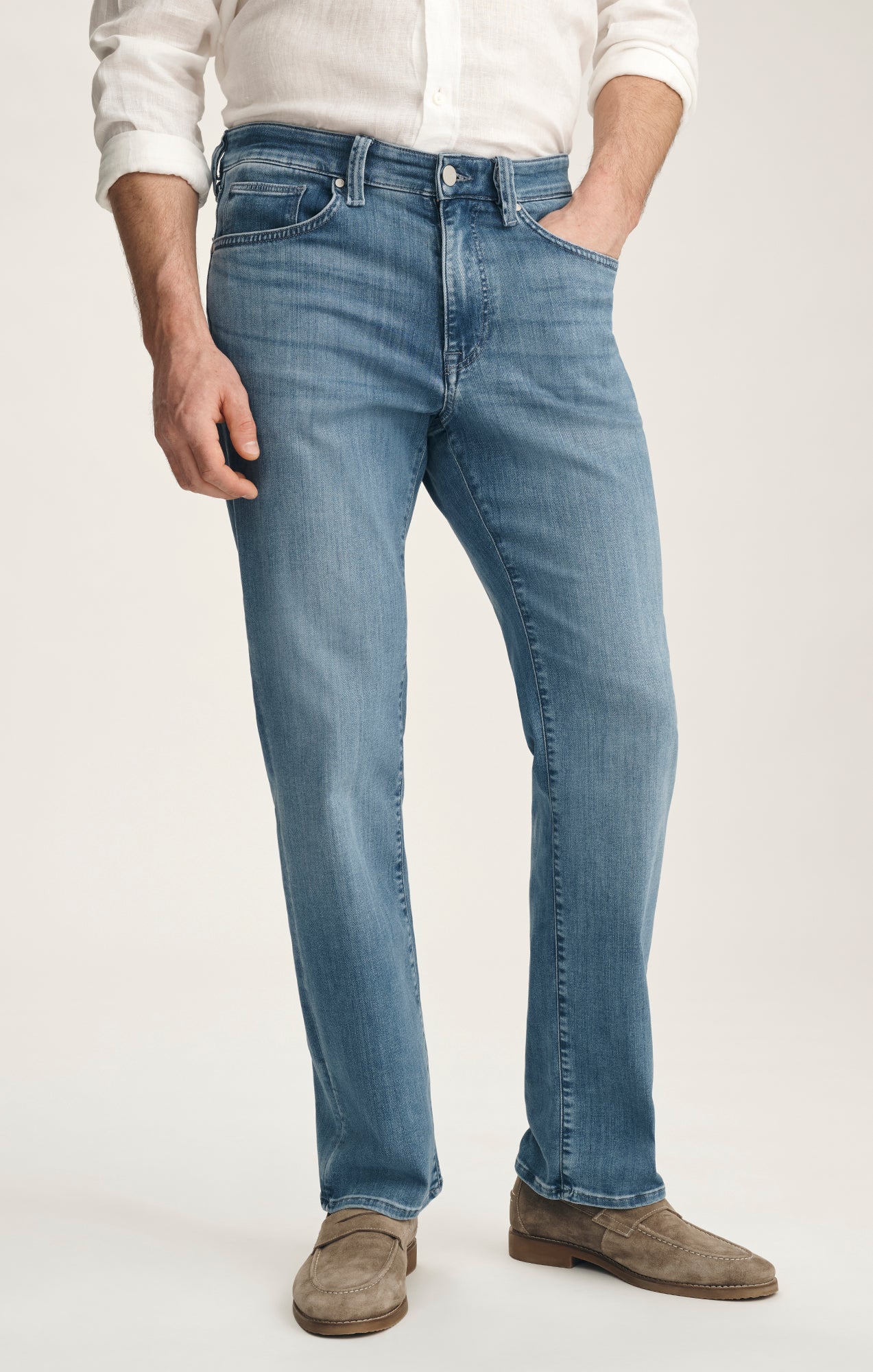 Charisma Relaxed Straight Jeans In Light Brushed Urban
