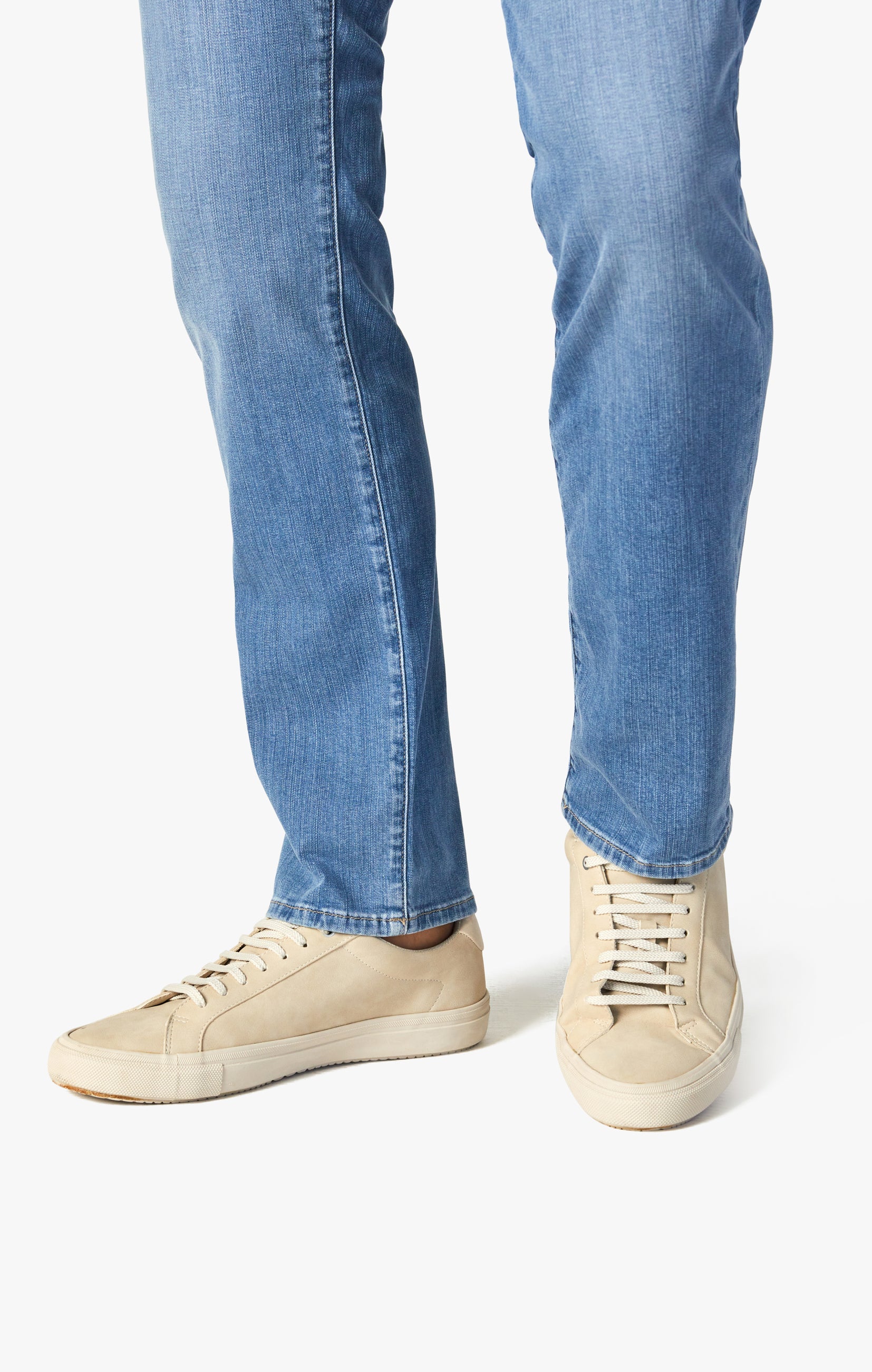 Charisma Relaxed Straight Jeans In Lt Soft Denim