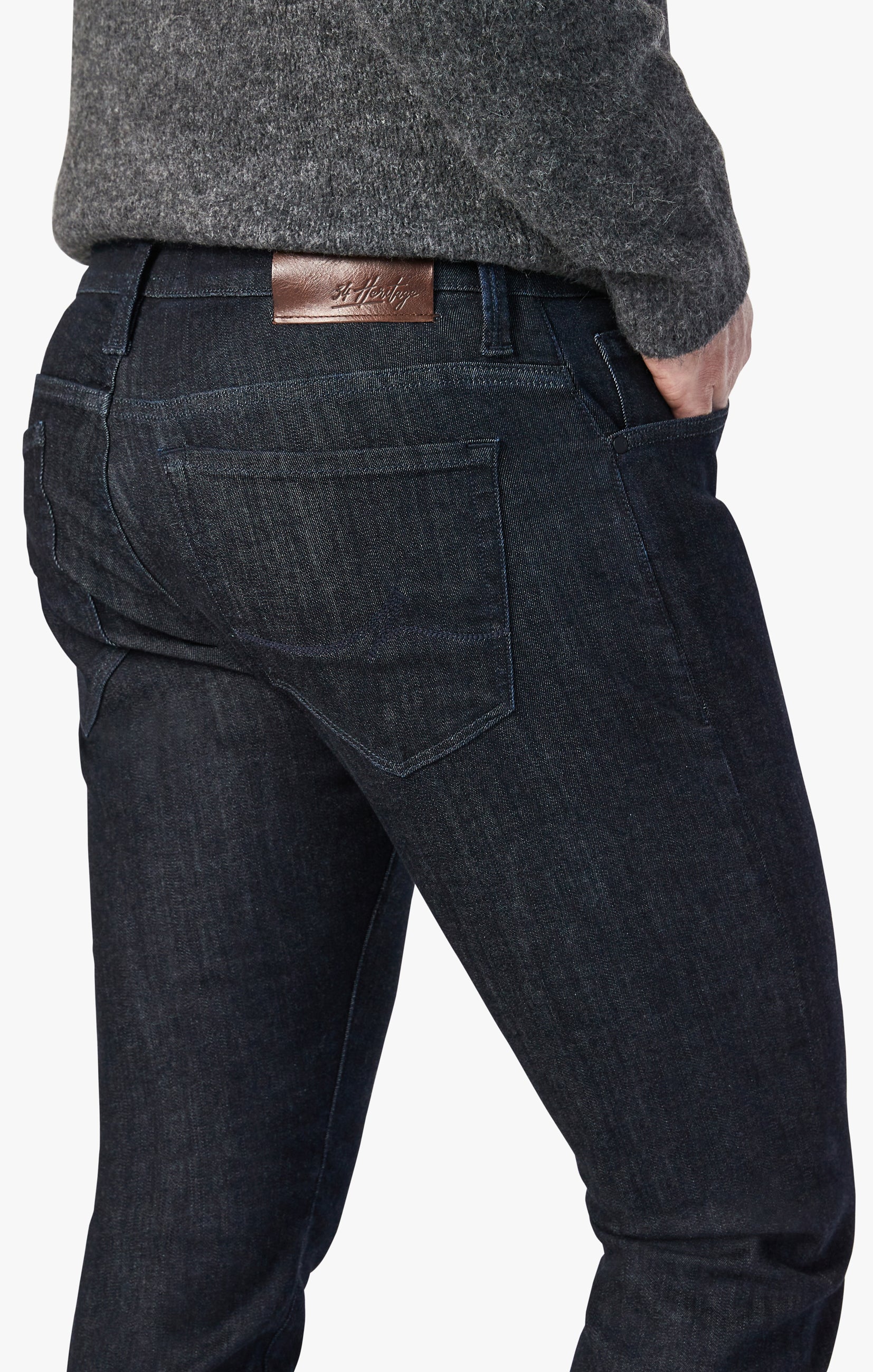 Charisma Relaxed Straight Jeans In Rinse Urban Image 3